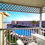 Beach Front Retreat - Ocean View Condo - Beach Across St - Newly Renovated - 2 Heated Pools - Hot Tubs - Tennis - Gym - Kids Pool - Bbq
