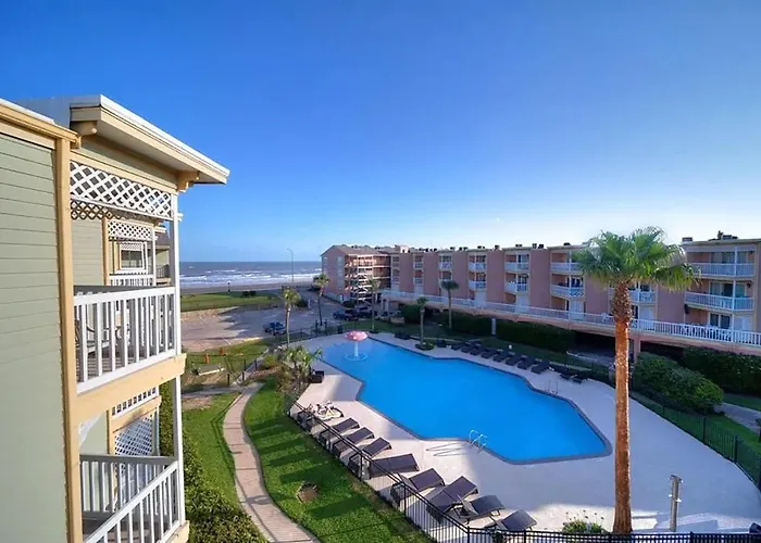 Beach Front Retreat - Ocean View Condo - Beach Across St - Newly Renovated - 2 Heated Pools - Hot Tubs - Tennis - Gym - Kids Pool - Bbq